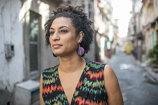 Lessa diz que ganharia R$ 25 milhões para matar Marielle: “Fiquei cego”