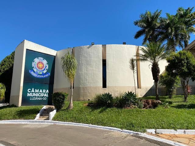 Câmara Municipal de Luziânia aprova Projeto de Lei que autoriza doação de terrenos para famílias carentes