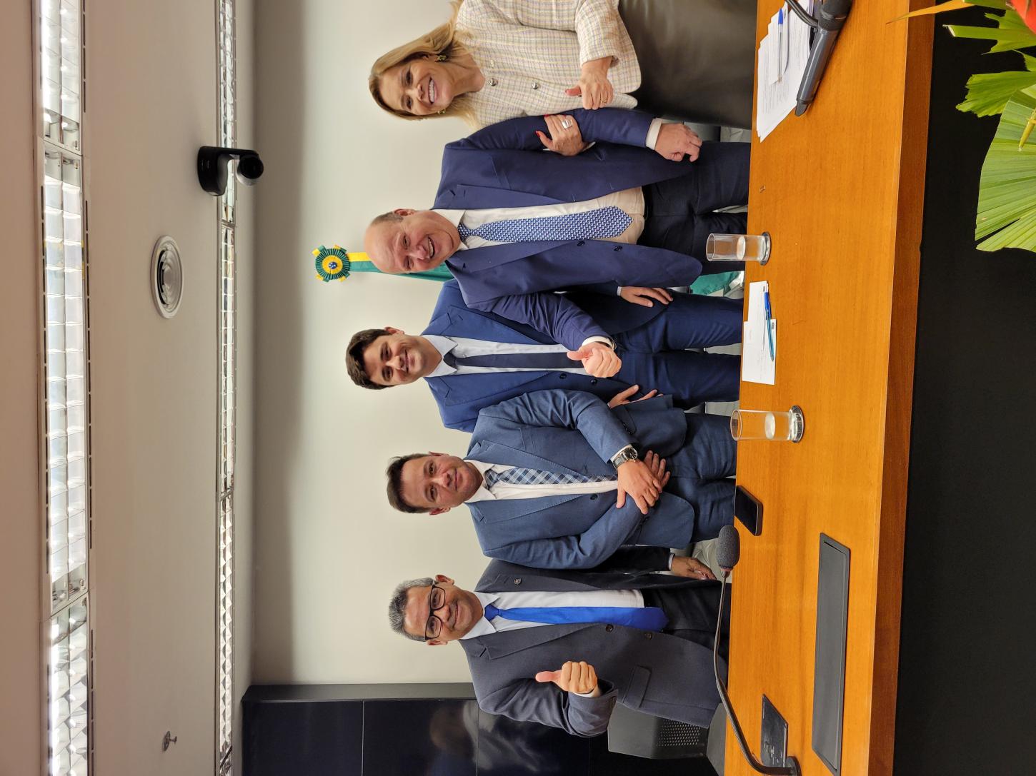 Deputado Célio Silveira celebra os 278 anos de Luziânia em solenidade na Câmara dos Deputados