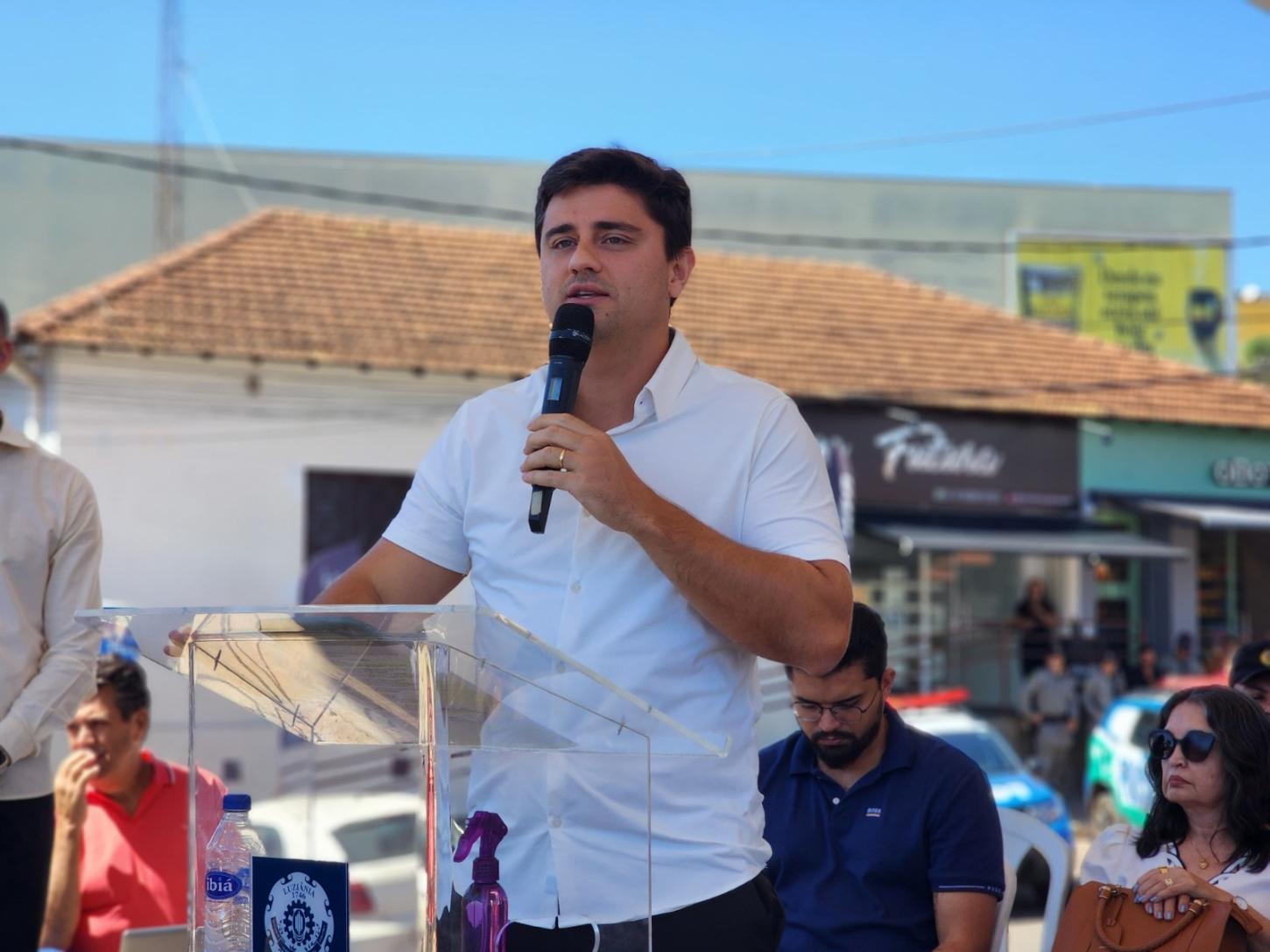 Prefeito Diego Sorgatto anuncia revitalização da Praça Evangelino Meireles, no centro de Luziânia