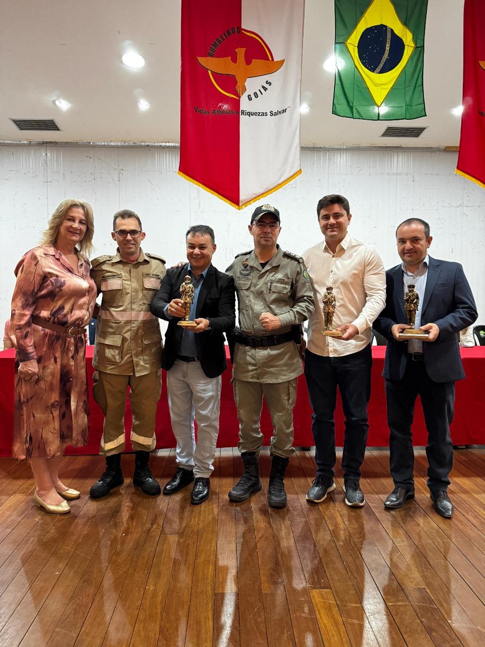 Prefeito Diego Sorgatto participa de aula inaugural do programa Bombeiro Mirim