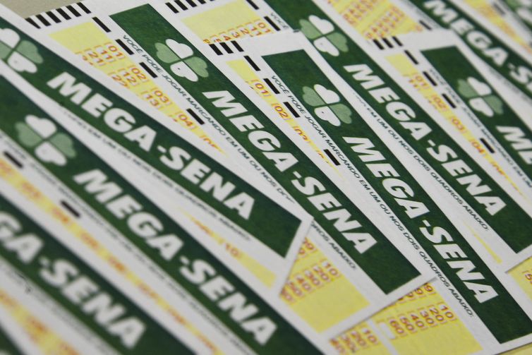 Mega-Sena sorteia nesta quinta-feira prêmio acumulado em R$ 55 milhões