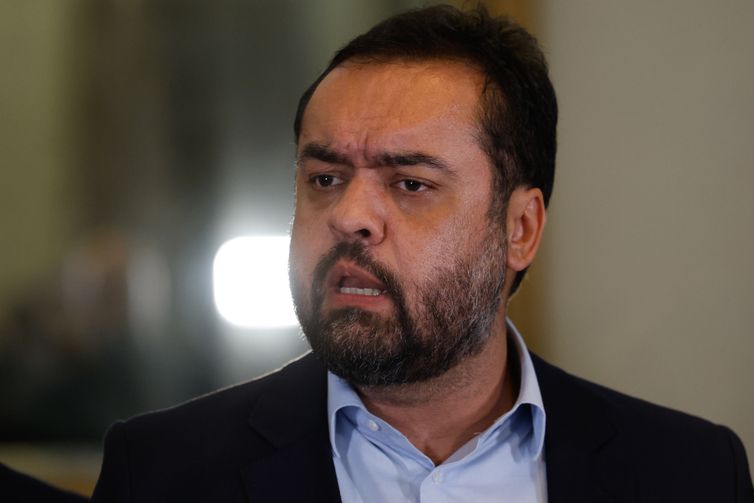 PM apreende sete fuzis em 24 horas em ações contra o crime organizado