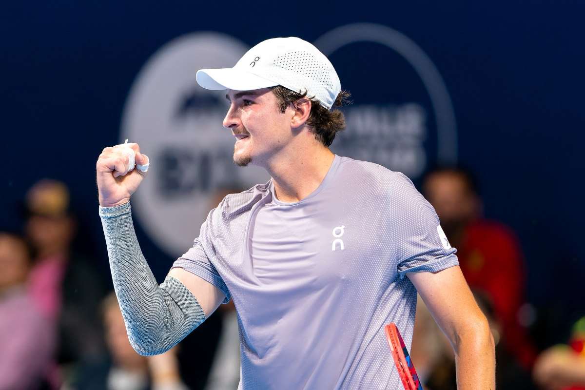 João Fonseca iguala feito de Roger Federer e Djokovic. Saiba qual