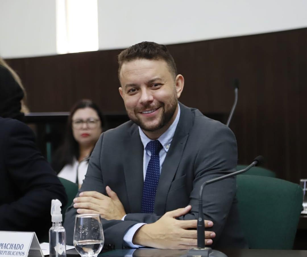 Vereador Tiago Machado desponta como possível candidato à Alego nas eleições de 2026