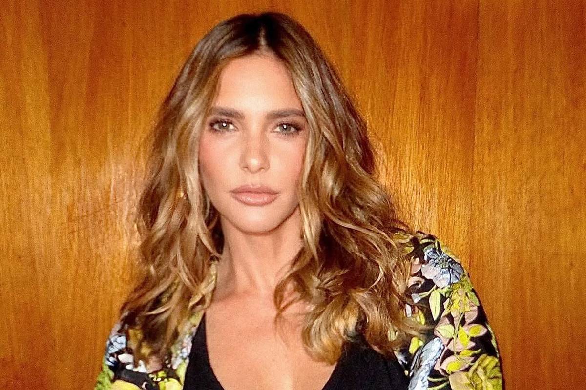 Fernanda Lima reflete sobre envelhecimento antes do Metrópoles Talks