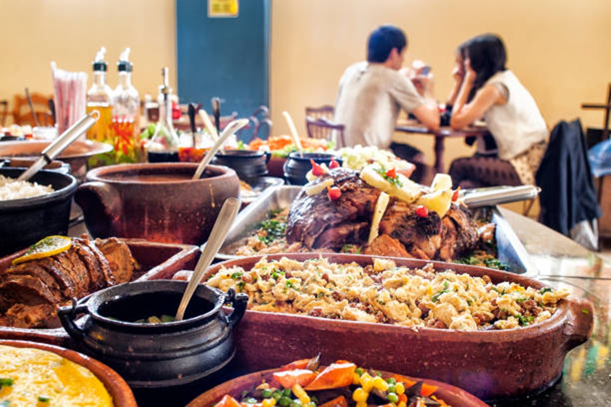 Serviços sobem 0,6% em setembro, em oitavo mês seguido de alta