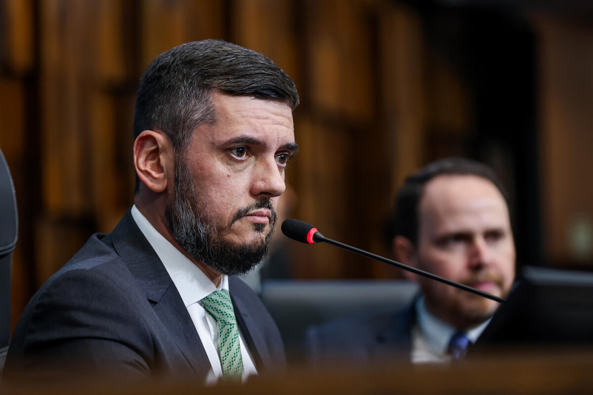 CCJ da Alerj tem parecer favorável à revogação da prisão de Bacellar