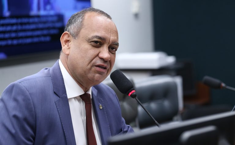 Comissão aprova doação de imóveis do DNOCS para famílias que os ocupam há décadas