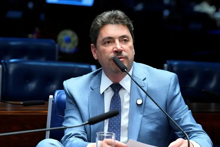 PL oficializa Wilder Morais ao governo de Goiás e afasta aliança com Caiado