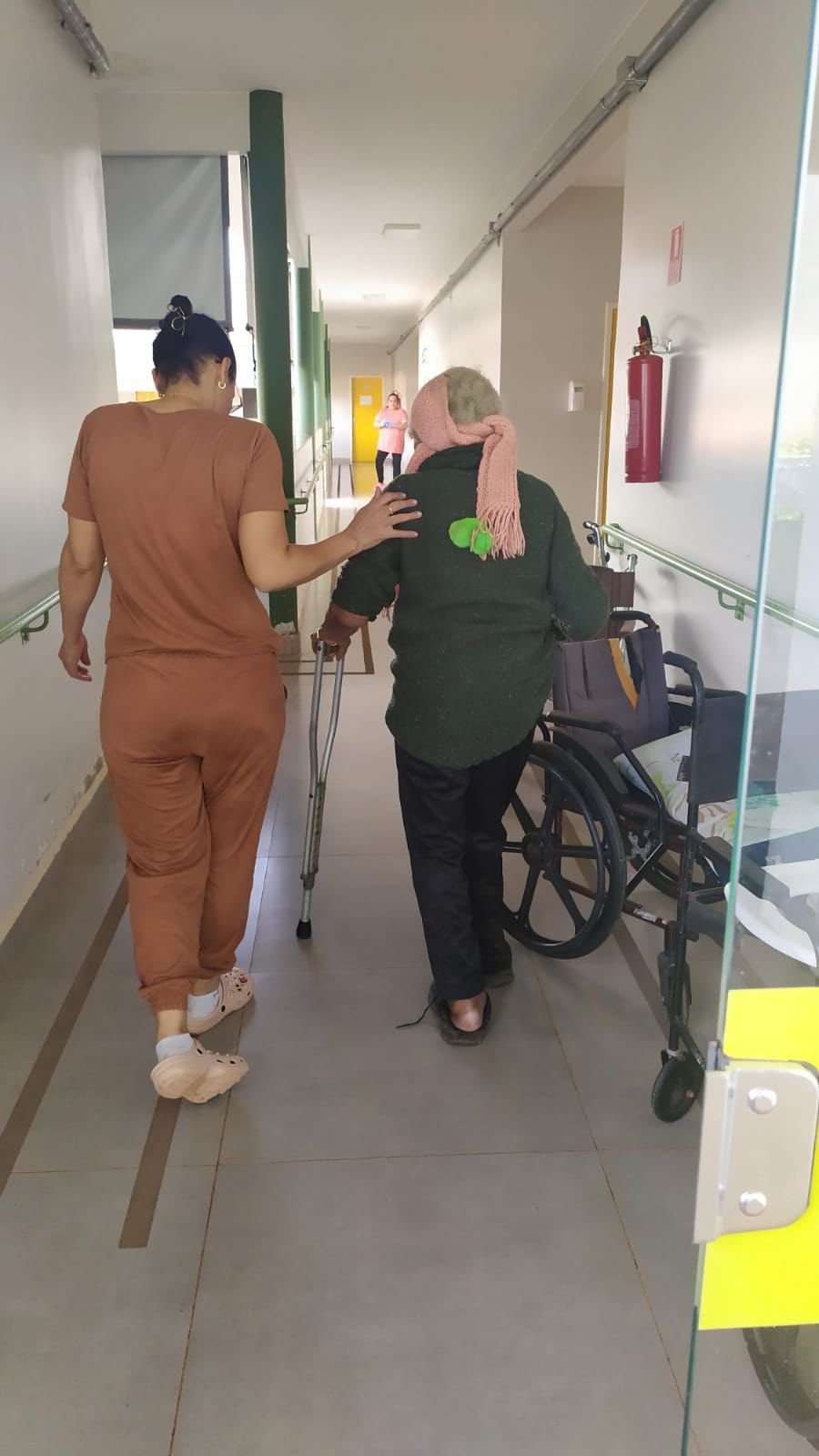 Idosa de 78 anos é resgatada de situação deplorável em Valparaíso