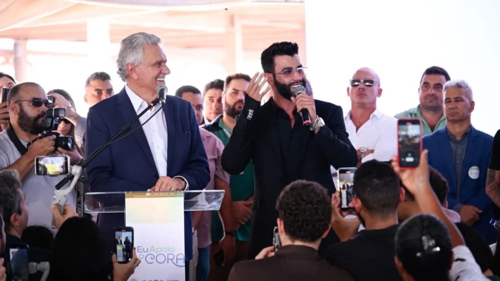 Ronaldo Caiado e Gusttavo Lima inspecionam conclusão de obras no autódromo de Goiânia