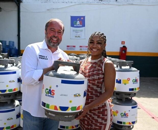 Usuários do Gás do Povo relatam cobranças indevidas e falta de pontos de troca em municípios