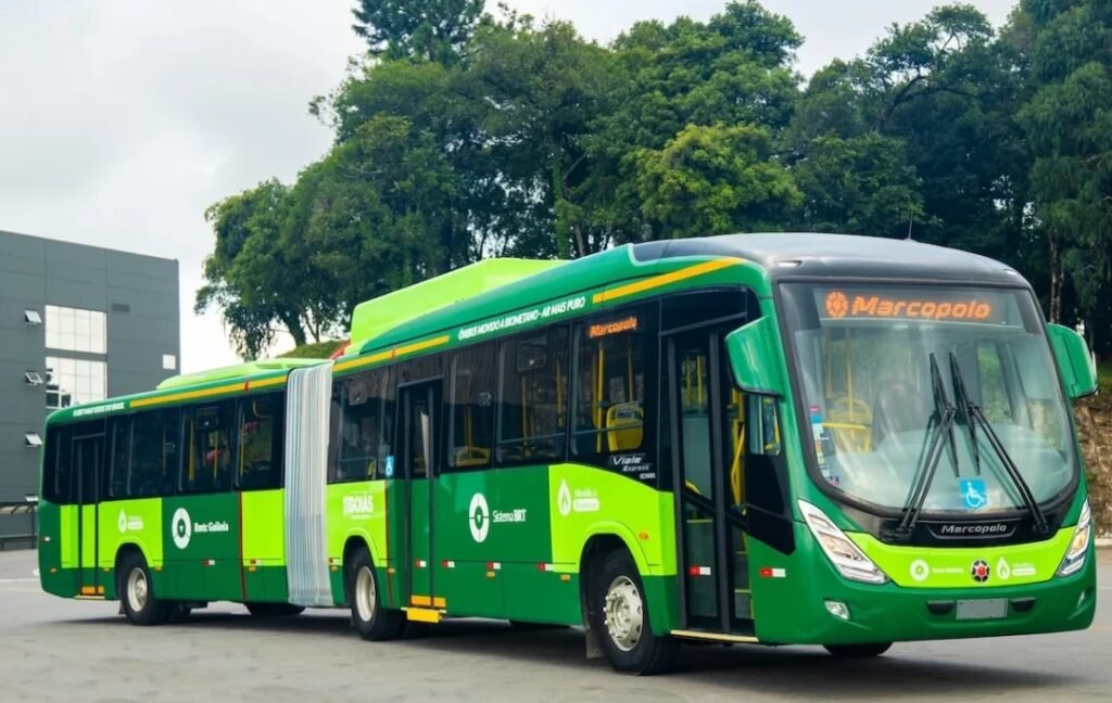 Caiado inaugura Terminal Padre Pelágio e apresenta primeiros ônibus a biometano do Brasil