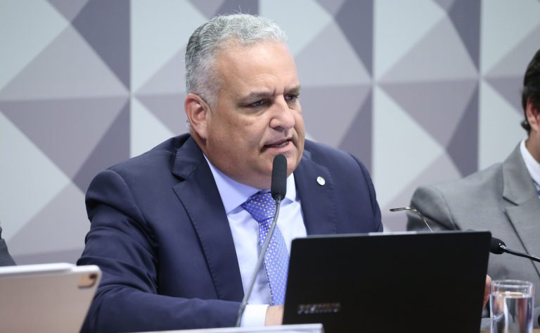 Sessão da CPMI que investiga fraudes no INSS é suspensa nesta quinta-feira