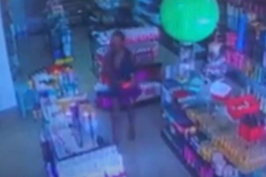 Casal é detido após furtar cosméticos de loja em Valparaíso