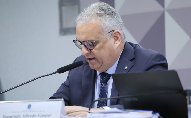 CPMI do INSS encerra atividades sem relatório final aprovado