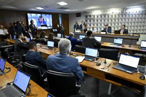 CPMI do INSS pode votar convocações e ouvir testemunhas nesta quinta-feira