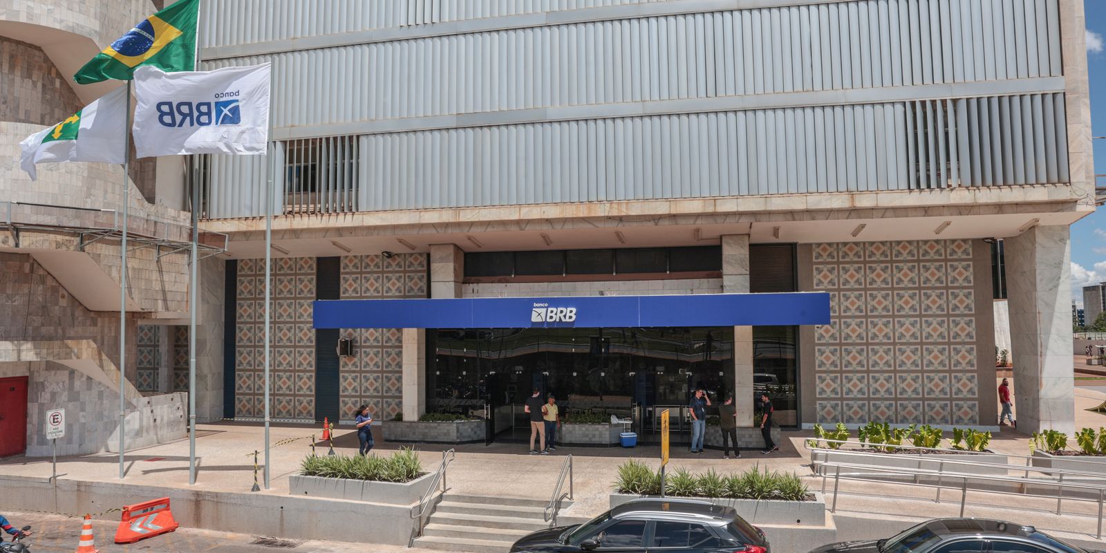 Justiça barra uso de terrenos públicos como garantia para capitalização do BRB