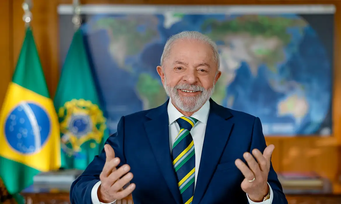 Presidente Lula realiza check-up anual e exames apontam normalidade, informa Sírio-Libanês