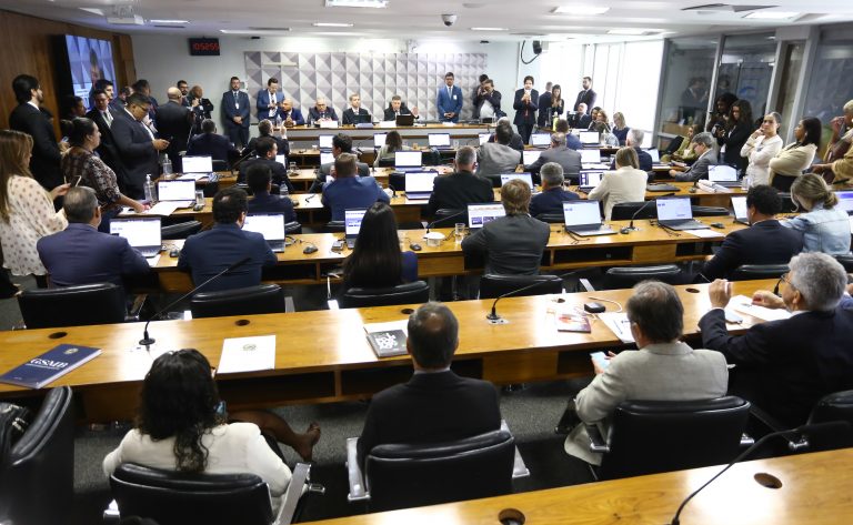 CPMI do INSS se reúne para leitura e possível votação do relatório final nesta sexta