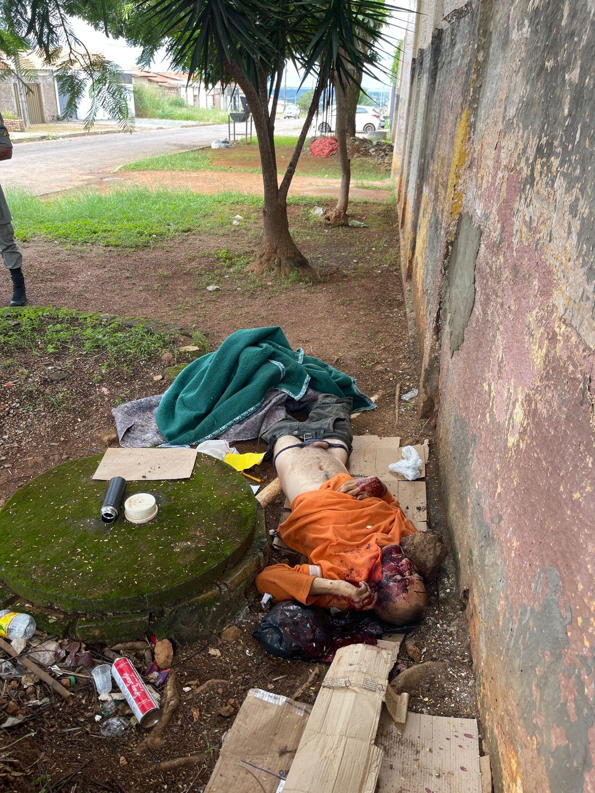 Morador de rua é encontrado morto na região da Serrinha no Parque JK em Luziânia