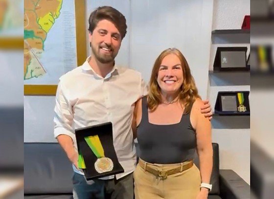 Valparaíso de Goiás recebe selo ouro na educação e terá três novas escolas estaduais