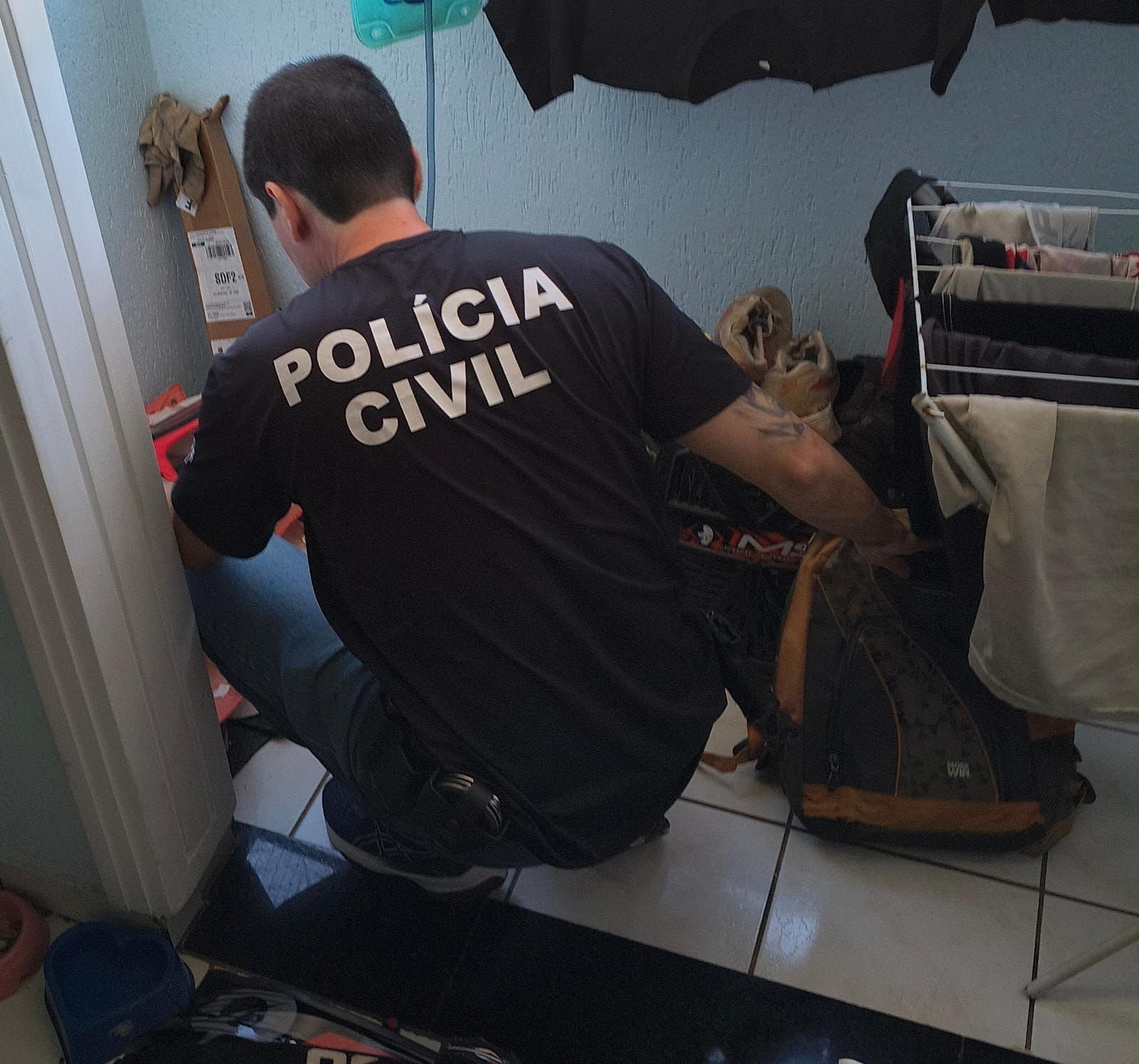 Conflito entre namorados em Valparaíso desencadeia mandado de busca e apreensão