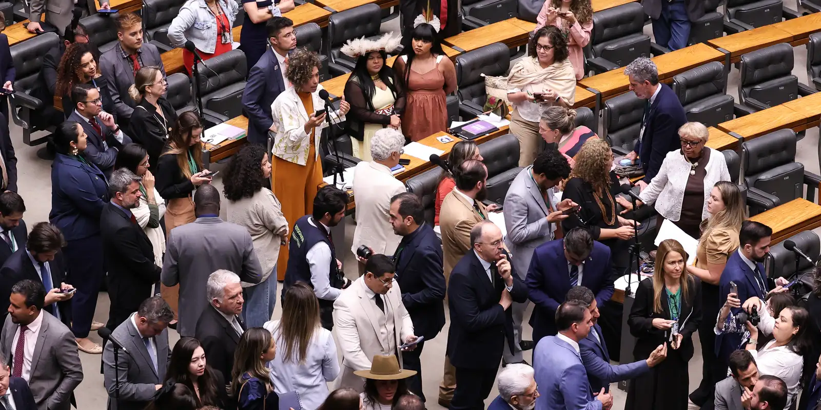 Câmara derruba veto sobre dosimetria penal; Senado ainda decide