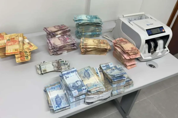 Operação contra jogo do bicho e lavagem de dinheiro resulta na prisão de empresários de Anápolis