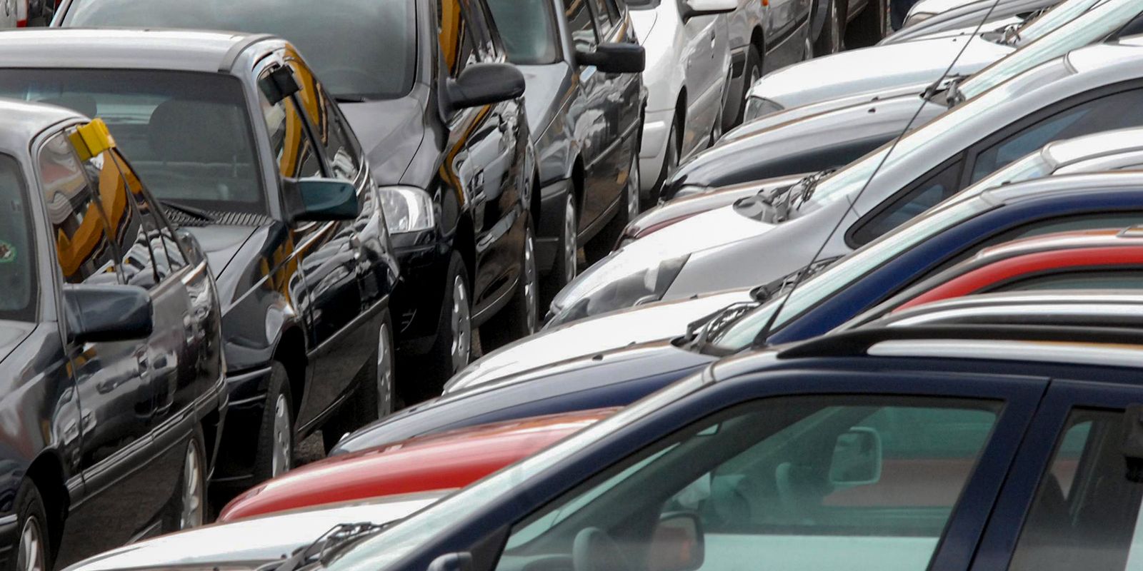 Financiamento de automóveis e motos registra alta de 12,8% no trimestre