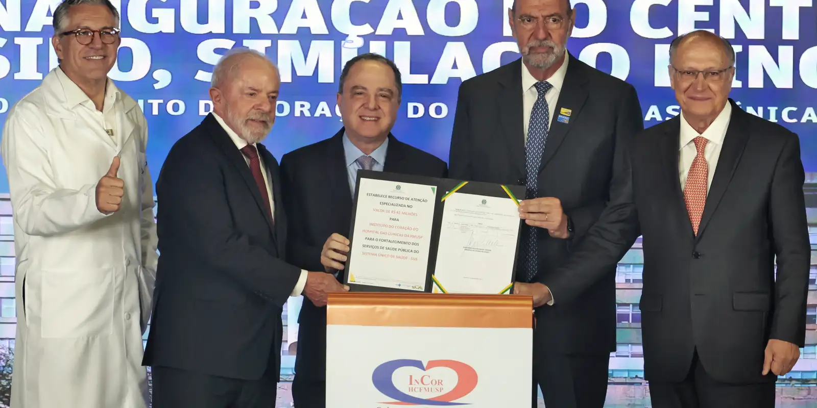 Presidente Lula sanciona marco regulatório para vacinas contra o câncer