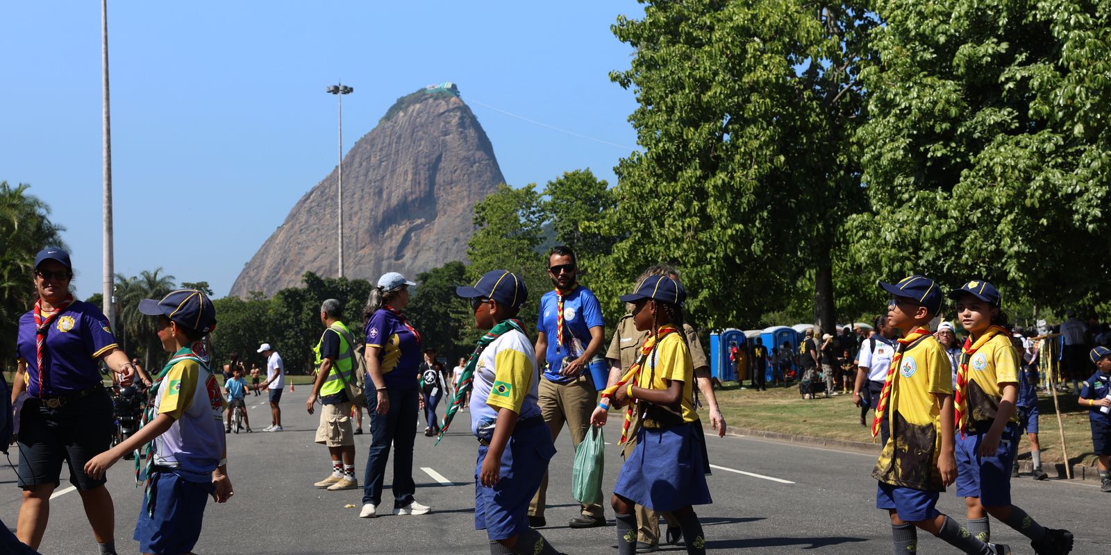 Encontro escoteiro no Rio de Janeiro congrega mais de 4 mil participantes