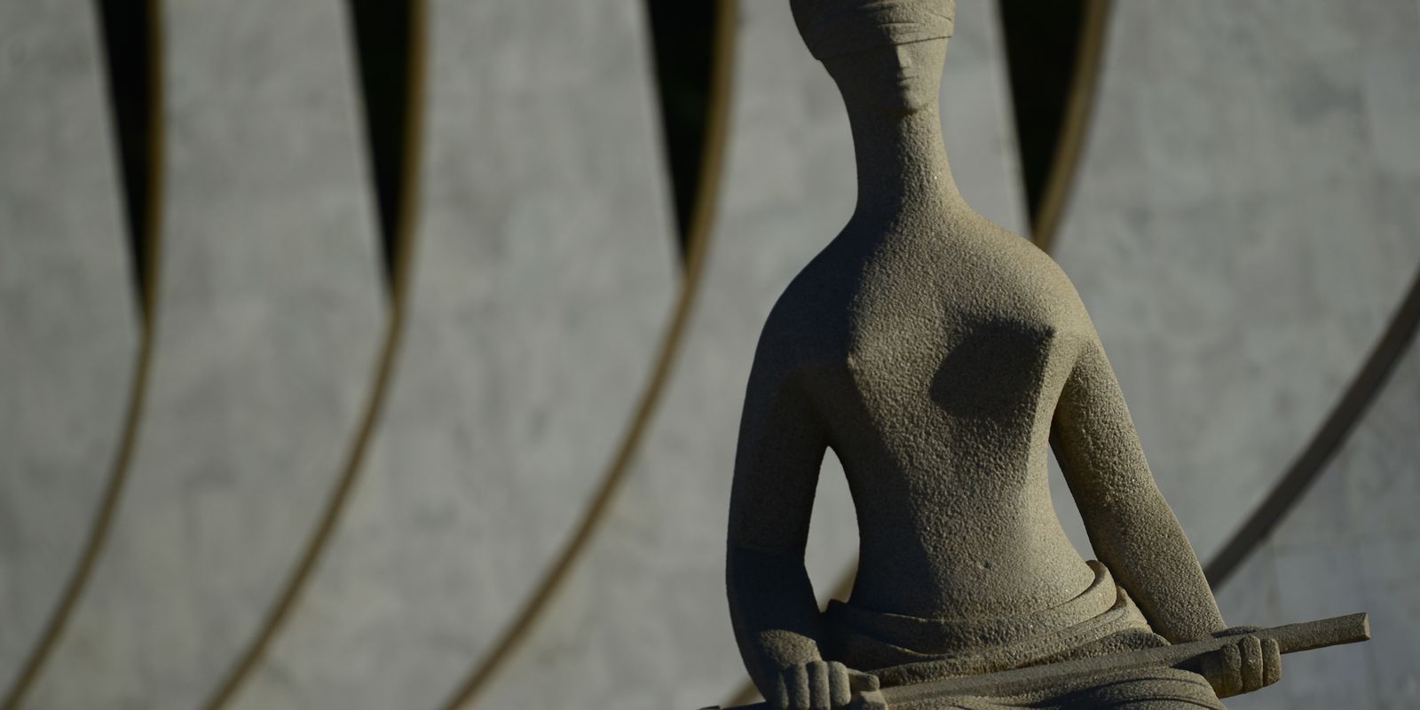 STF determina pagamento do piso salarial a professores temporários