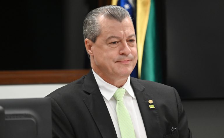 Proposta para reajuste anual do limite de faturamento do MEI avança na Câmara