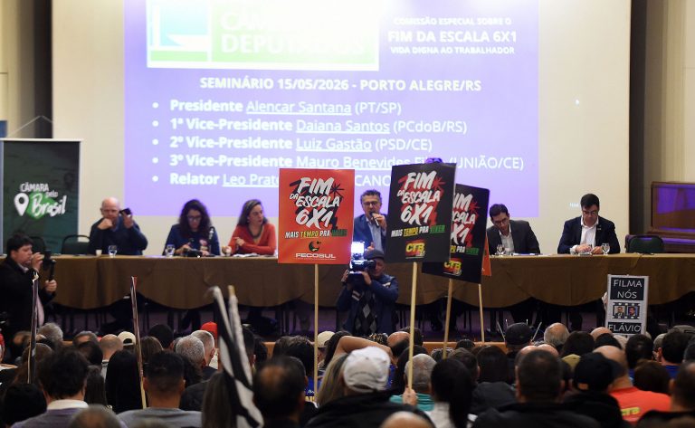 Emendas à PEC da jornada buscam manter 44 horas para atividades essenciais
