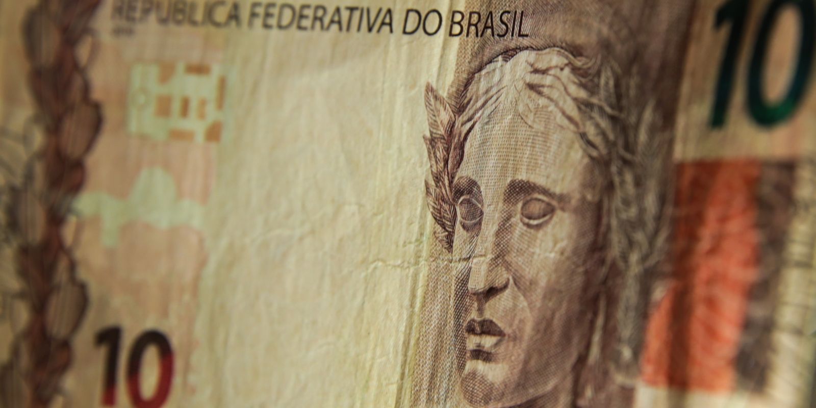 Fast Shop é multada em valor recorde de R$ 1 bilhão pelo governo de SP