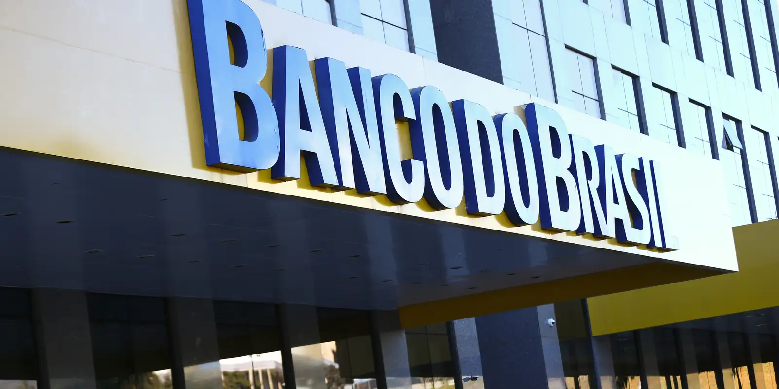 Lucro do Banco do Brasil recua 54% impactado pela crise no agronegócio