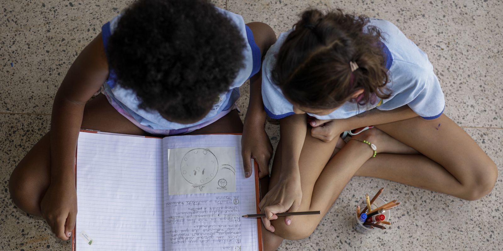 Estudo aponta que metade dos estudantes não identifica debates antirracistas nas escolas