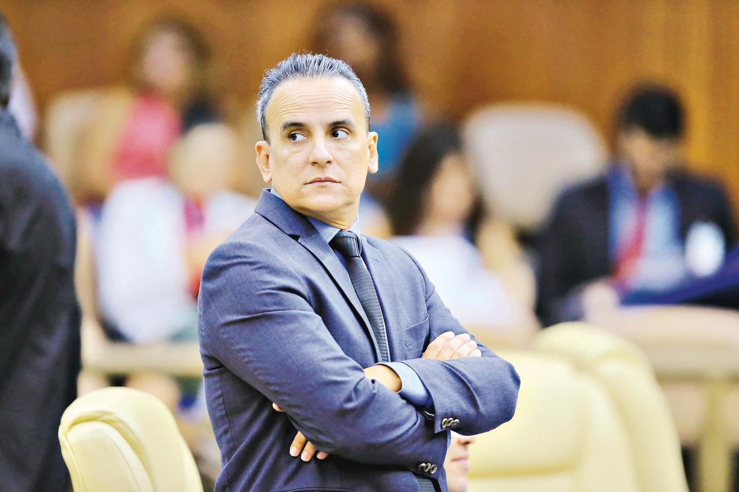 Vereador Zander Fábio é detido em missa por suspeita de desvio de verbas na Prefeitura de Goiânia