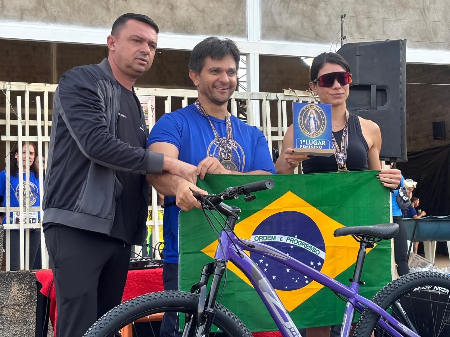 1ª Corrida da Medalha Milagrosa reúne mais de 700 participantes em Luziânia