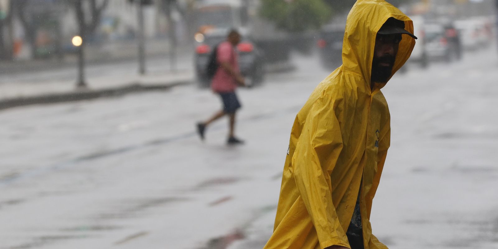 Rocinha enfrenta volume de chuva que supera o dobro da média de junho