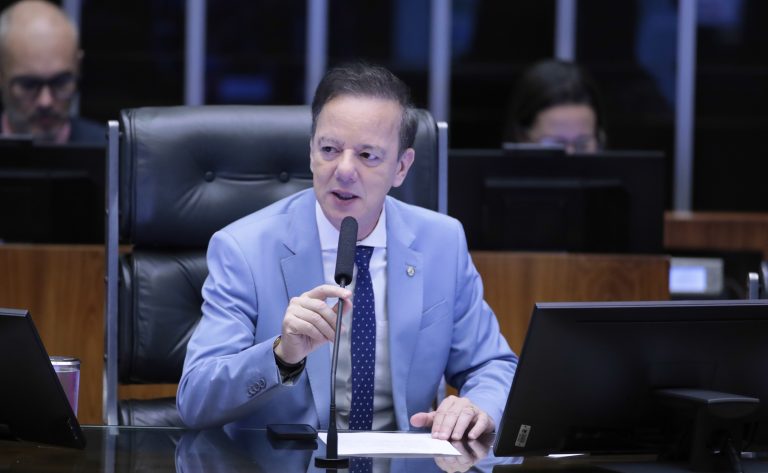 Universidades: nova regra para monitorar estudantes com deficiência é aprovada em comissão