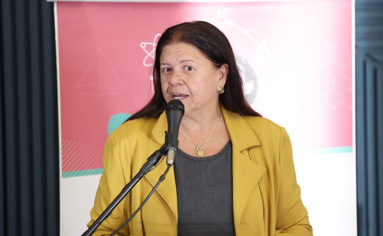 Comissão da Câmara aprova projeto de lei que exige cobertura de planos de saúde para acompanhante no parto