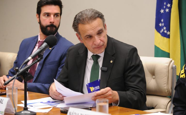 Comissão aprova novas regras para negociação de dívidas de energia elétrica