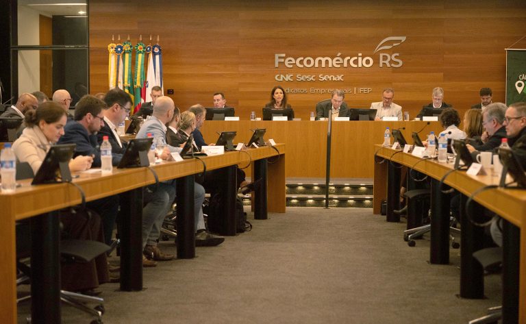 Comissão debate atualização de faixas do Simples Nacional e limites para MEI