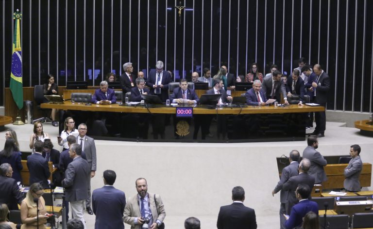 Congresso Nacional analisará 90 vetos presidenciais em sessão conjunta nesta quinta-feira