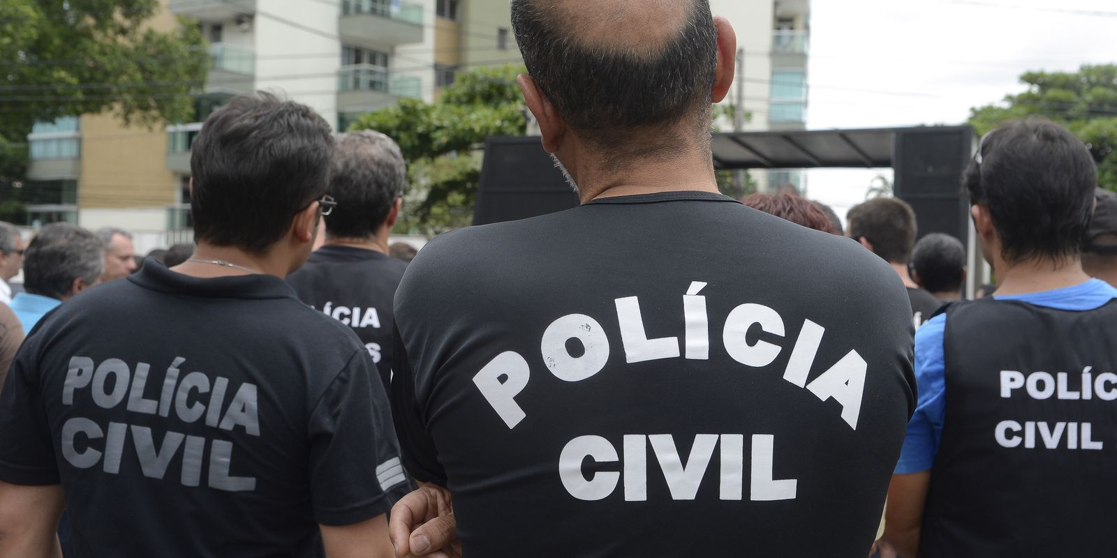 Deputado Val Ceasa é alvo de operação por suspeita de ligação com facção criminosa no Rio de Janeiro