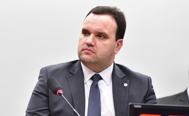 Deputado pede investigação do MPF contra Sports Media por crimes contra a honra e tráfico de influência