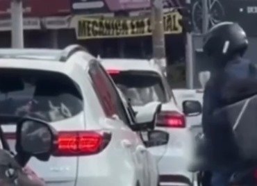Entregador é detido em Goiânia por perseguição e danos a veículo de mulher no trânsito